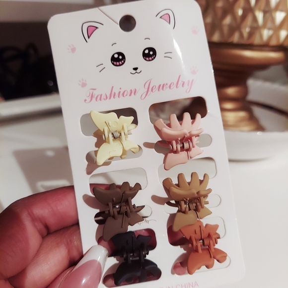 Neutral butterfly mini hair clips (ADD ON ITEM) - Picture 1 of 2